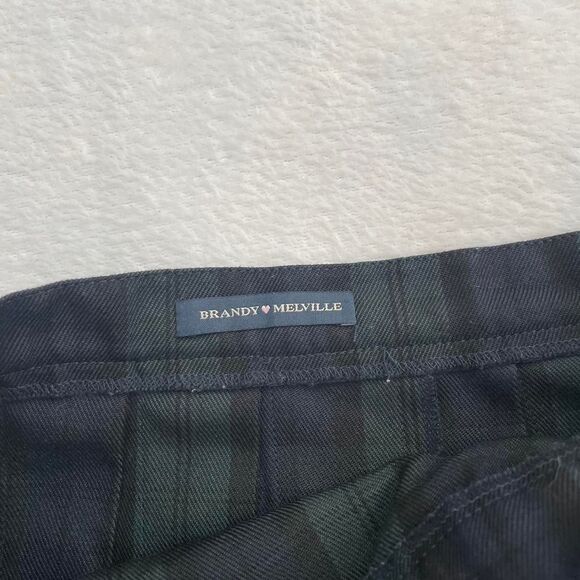 Brandy Melville plaid mini skirt - Picture 2 of 4